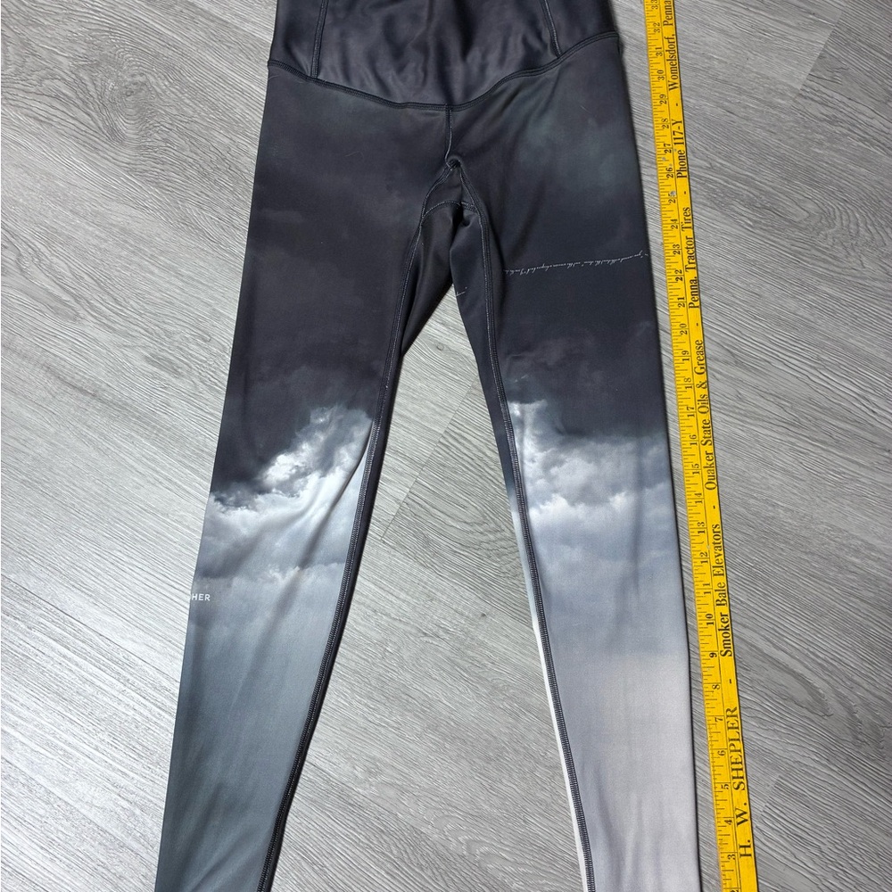 Women's Ombre Black to Gray Athletic Leggings